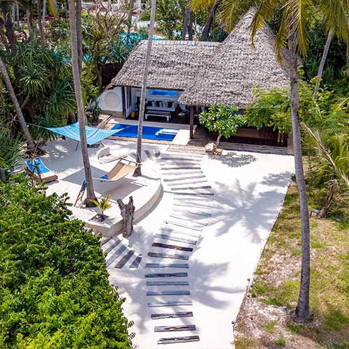 Azhari Diani, Beachfront Suite