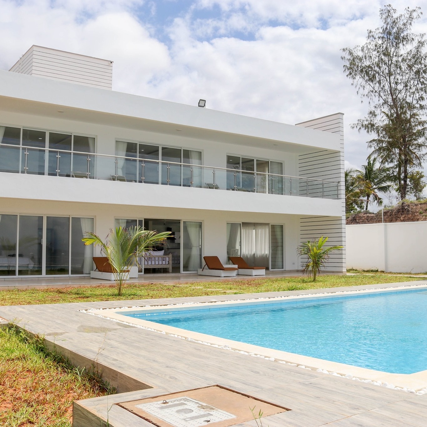 Bofa Beach Residence, 4BR