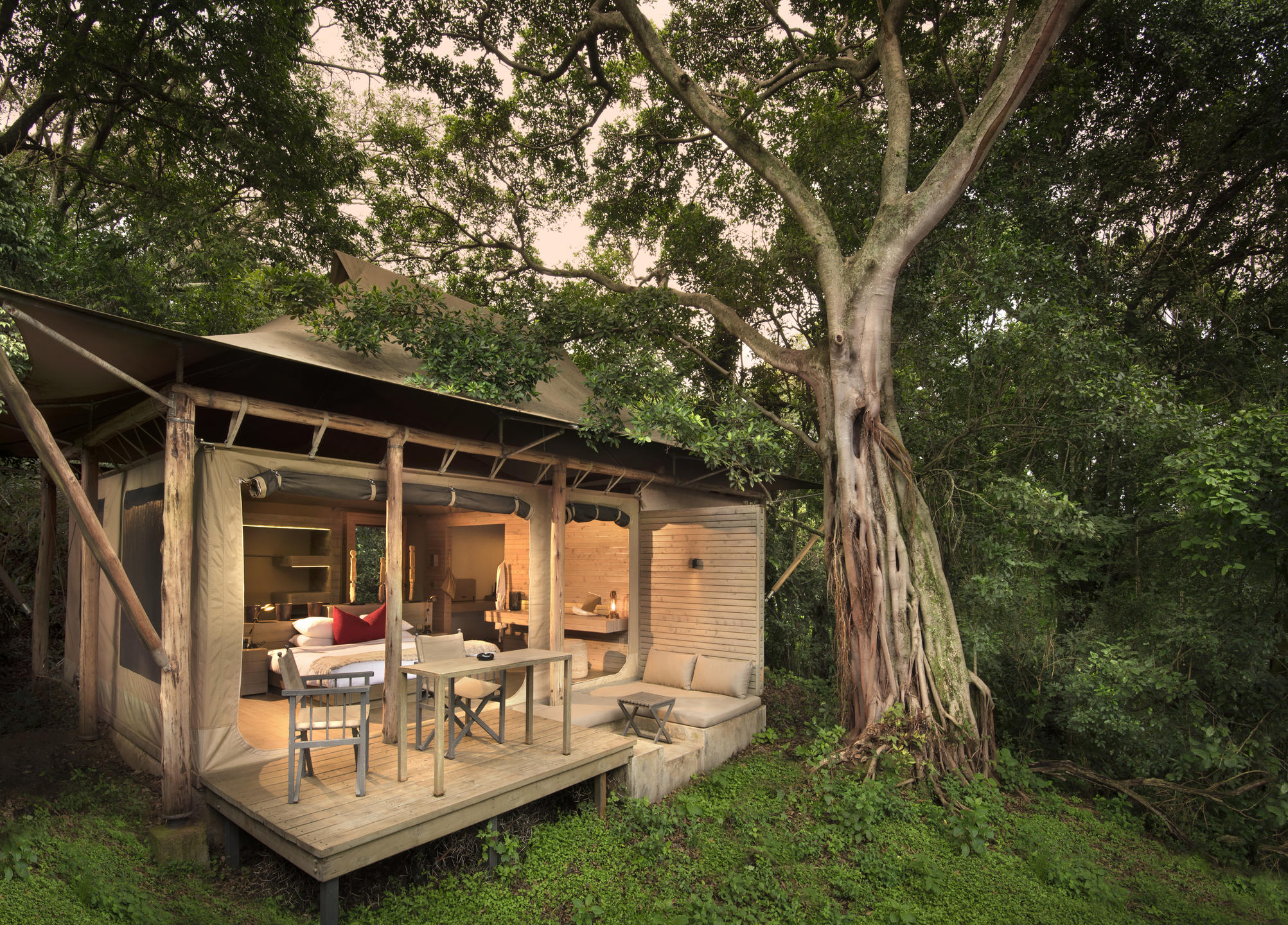 Kichwa Tembo Tented Camp