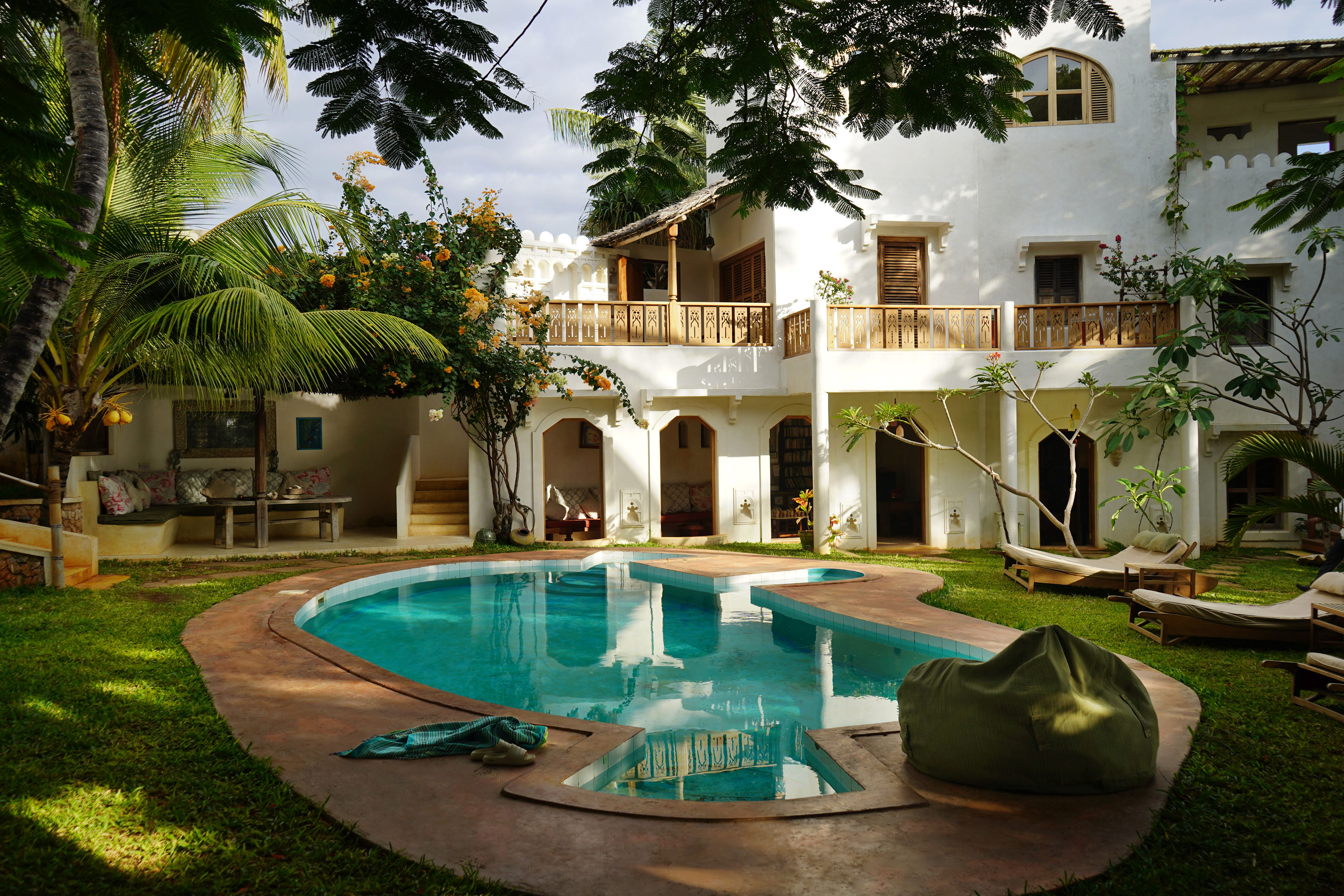 Kijani Hotel