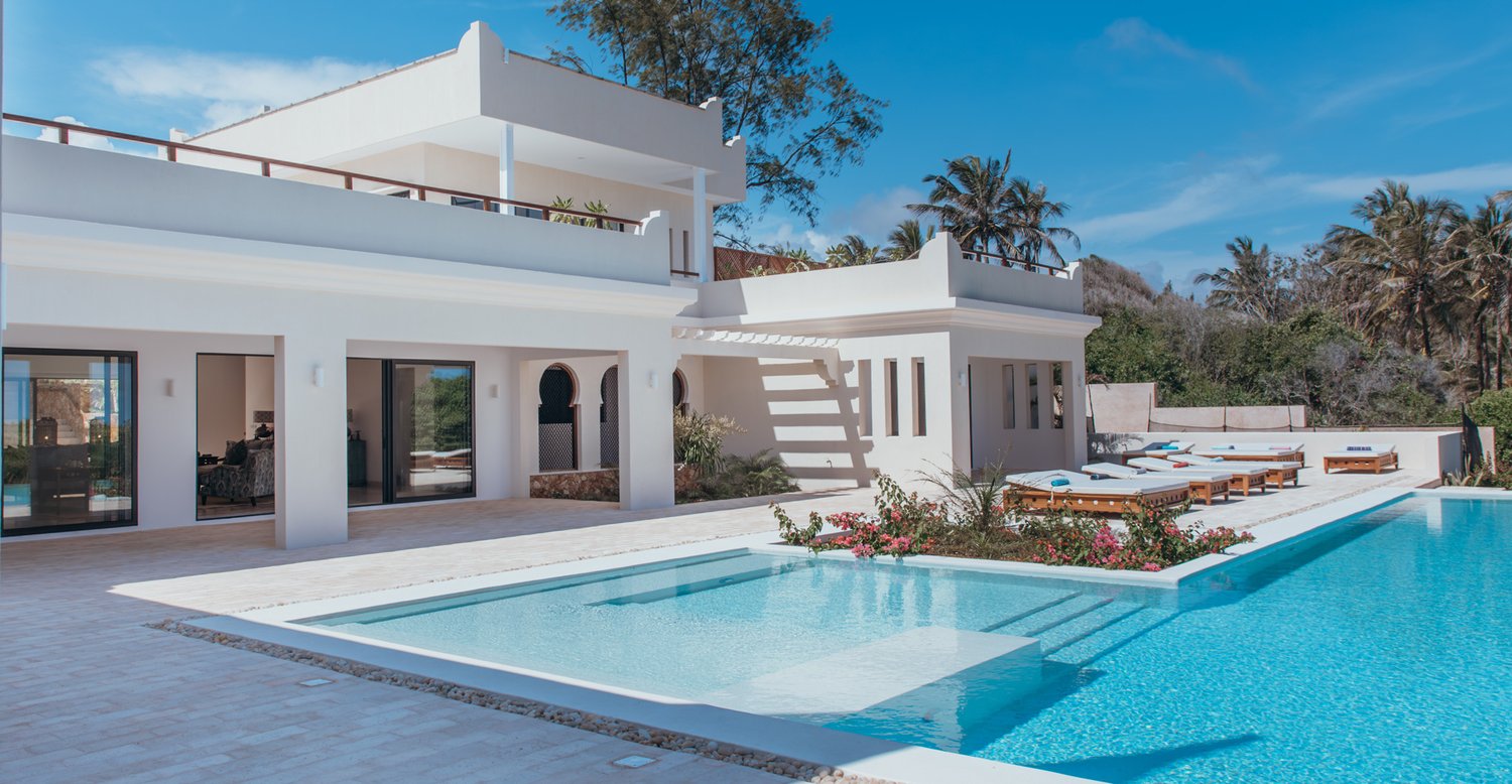 Kuba House, 6BR Beachfront