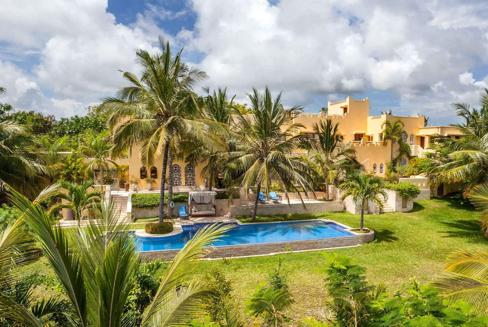 Oceania Villa, 4BR