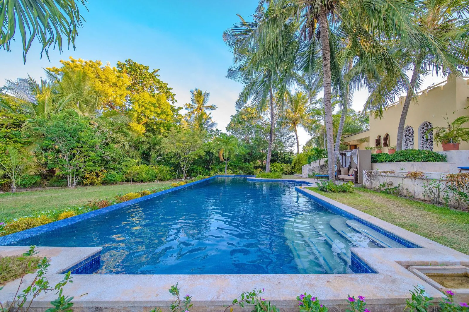 Image of Oceania Villa, 4BR 55358ba5-8b53-4bc5-a9df-8cf6759b70b6