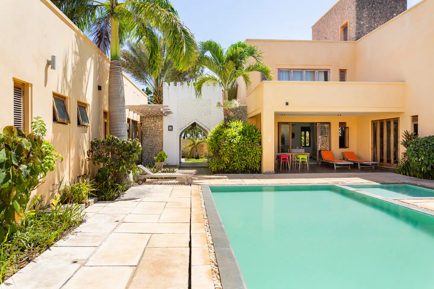 Sea Breeze Residence, 3BR