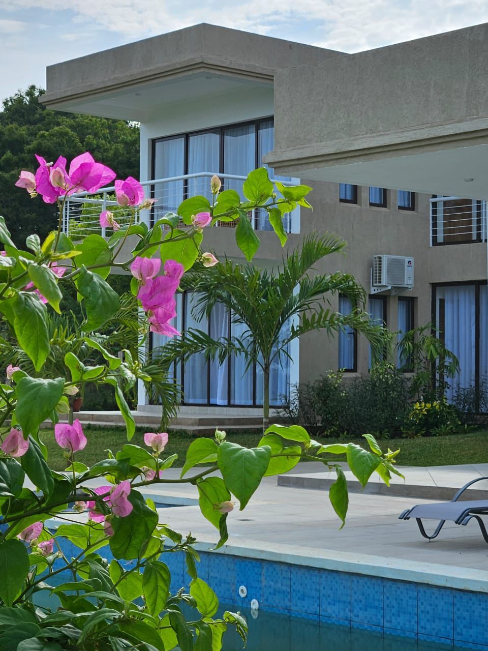 Image of Sunrise VIlla 7 21eff46d-de02-4592-81bb-53262a07b4de
