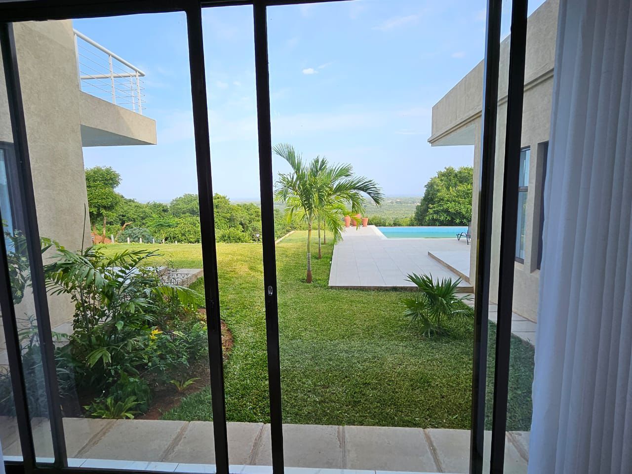 Image of Sunrise VIlla 7 31dcd90e-83c5-4c09-b1bc-1f99a4b9a3ef
