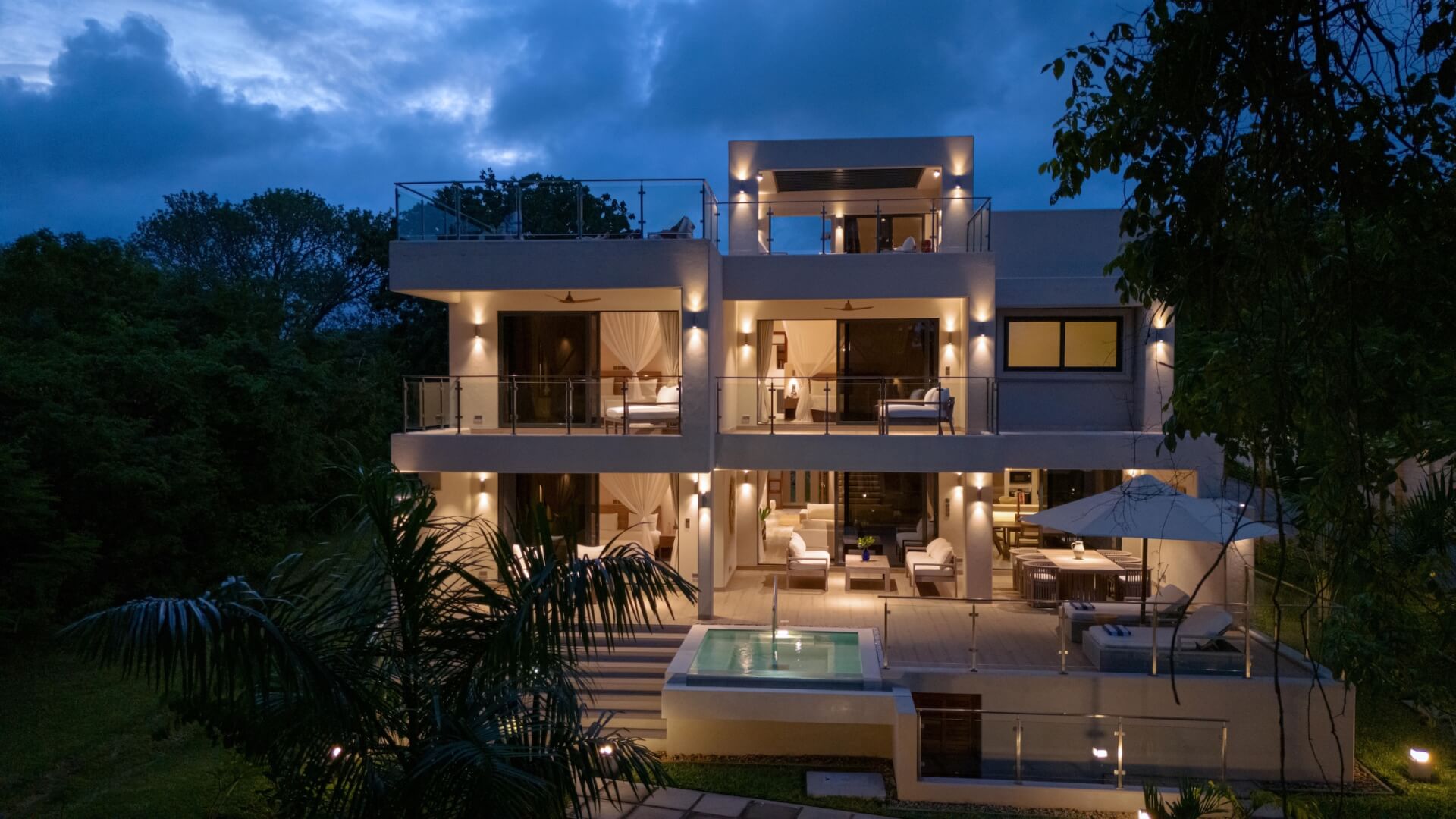 The Residence by Almanara