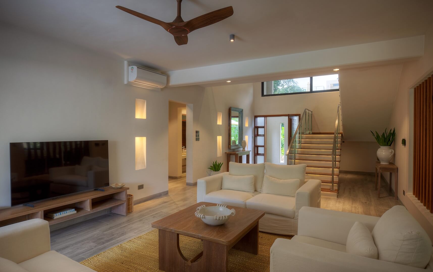 Image of The Residence by Almanara 3644a478-0bf8-45fd-9aeb-a92af32fb398